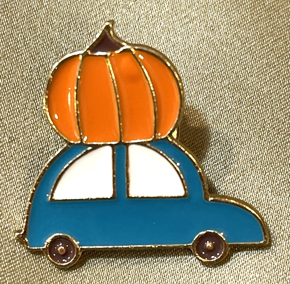 NWOT Blue Car Pumpkin Enamel Lapel Pin Brooch Halloween Vehicles Transportation
